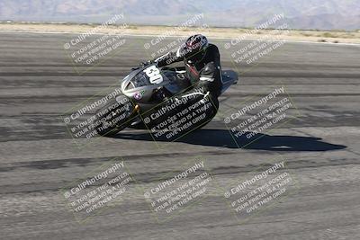 media/Jan-16-2026-CVMA Friday Practice (Fri) [[6f2bf47531]]/5-Racer 4-Trackday1/Session 2 (Bowl)/